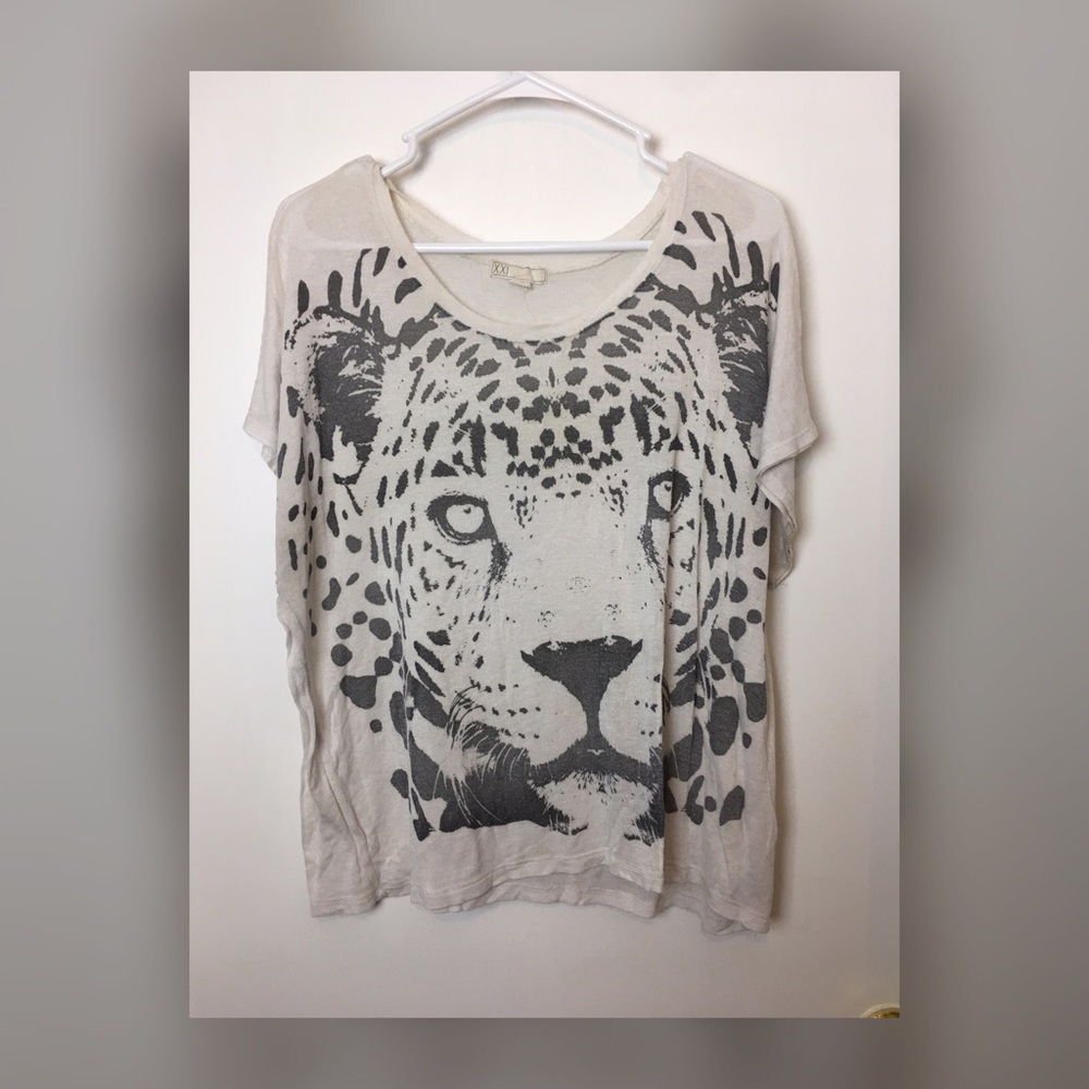 Forever 21 Tiger Printed Top